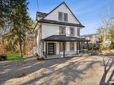 603 Forest Ave, Paramus, NJ, 07652