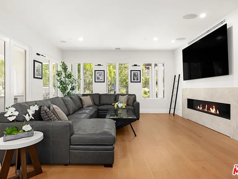 29462 Malibu View Ct — Photo 11