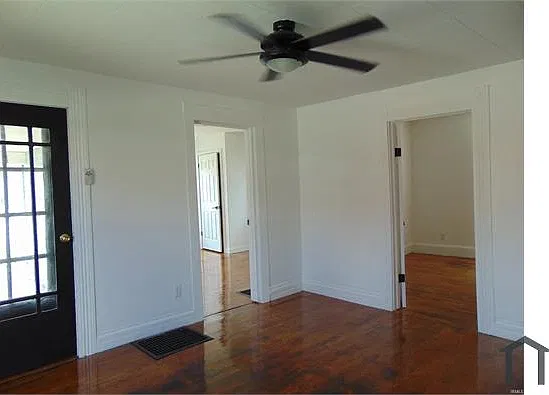 3 bed, 1000 sqft, $1,100 — Photo 4