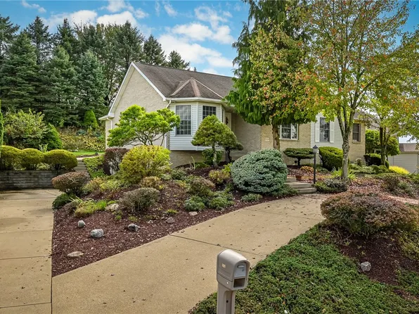 520 Old Fayette Trl, Oakdale, PA 15071
