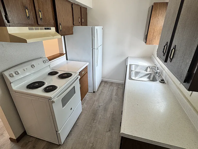 4525 Main St #C3 — Photo 1