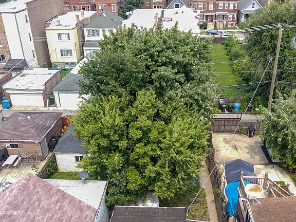 4th image of 4928 W Congress Pkwy