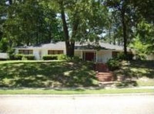 554 Spring Lake Dr, Shreveport, LA 71106