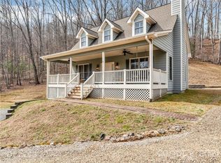 69 Springside Dr, Franklin, NC 28734