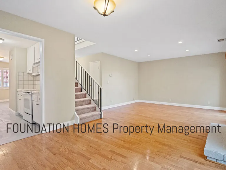 28 Mariner Green Dr — Photo 6