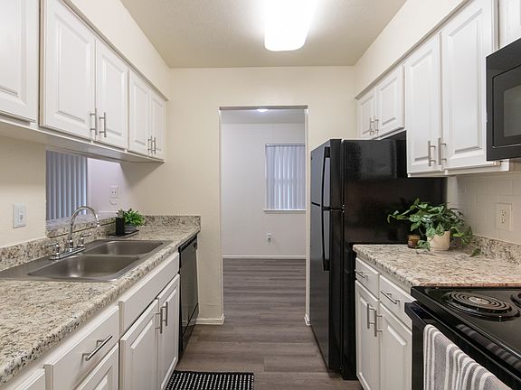 4th image of 5757 Preston View Blvd #102