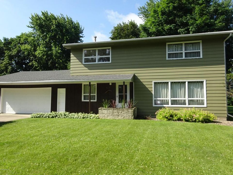 1st image of 1629 Massee St