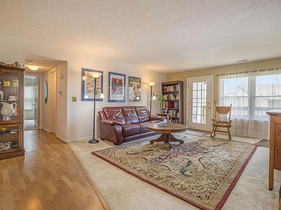 1st image of 1575 Weatherstone Dr