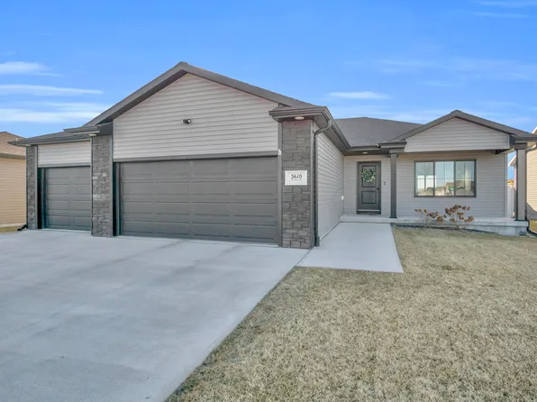 3610 V Ave, Kearney, NE 68847