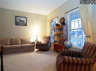 11286 Fairway Dr, Columbia Station, OH 44028