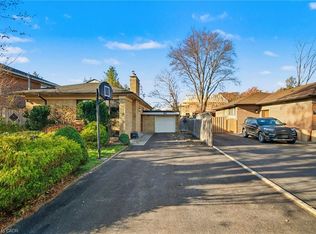 460 Martin Grove Rd, Toronto, ON M9B 4M4