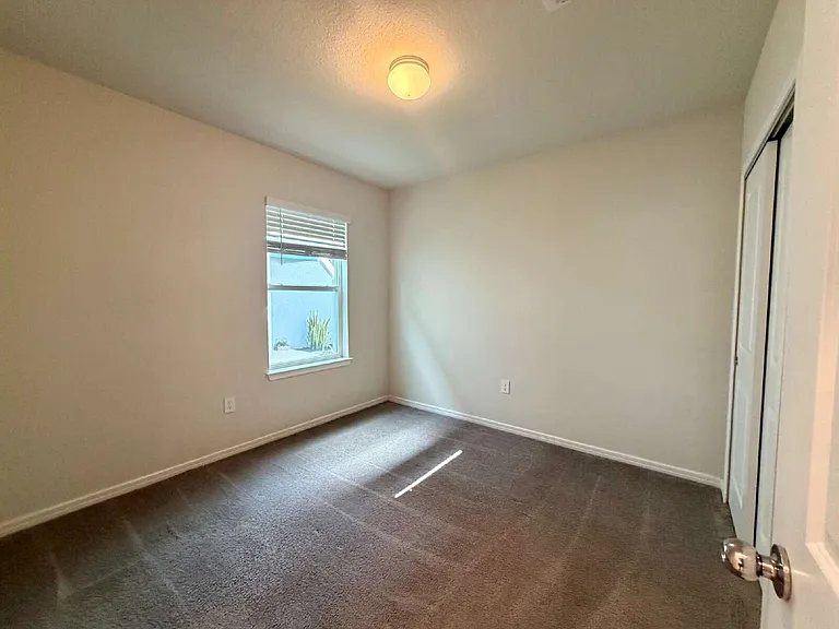 Property Image 105