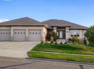 3707 Valley Dr, Bismarck, ND 58503