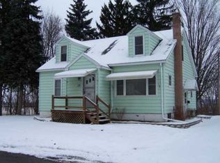 13 Genesee St, Mount Morris, NY 14510