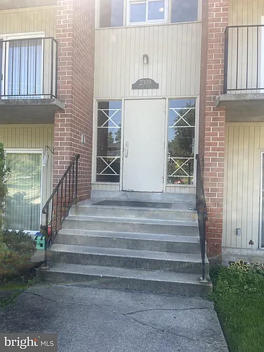 2309 Olson St #203 Photo 1