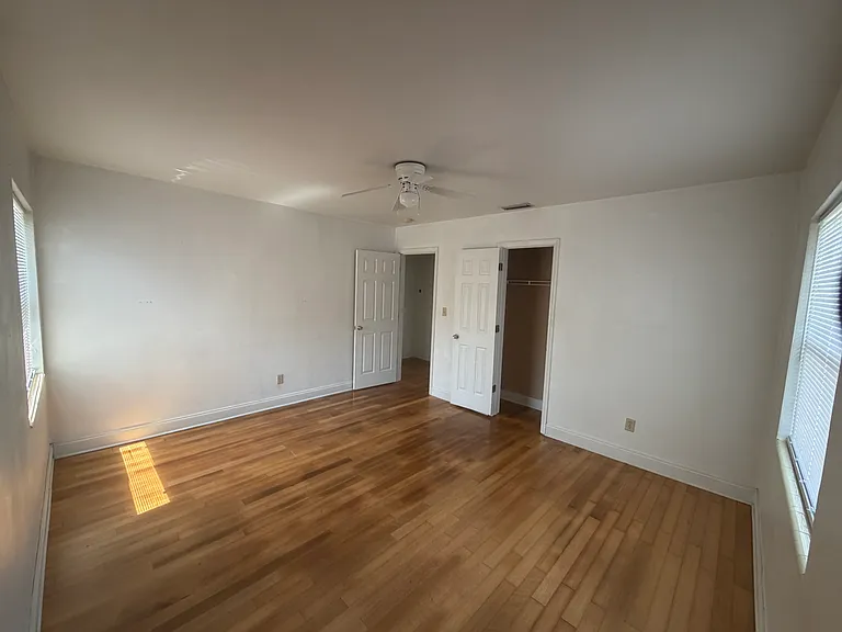 2314 W Gray St — Photo 17