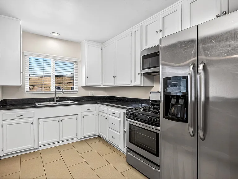 432-465 N Oxford Ave #4656 — Photo 5
