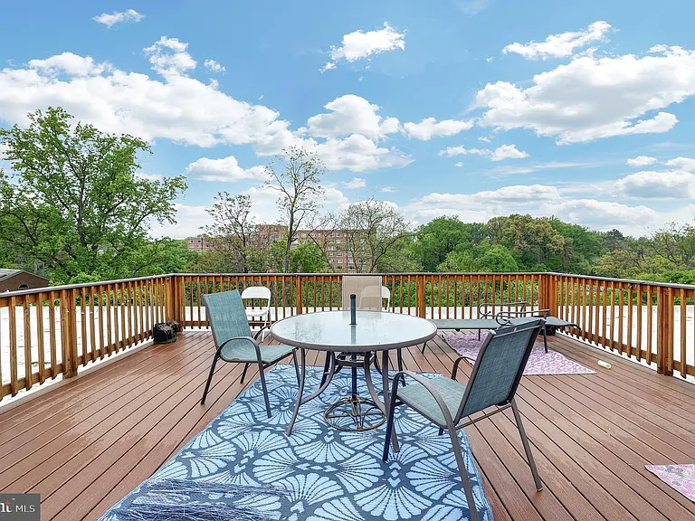 2711 Ordway St NW #302 — Photo 9