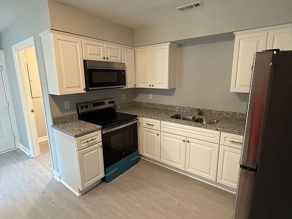 2nd image of 315-317 Roselynn Ln #317A