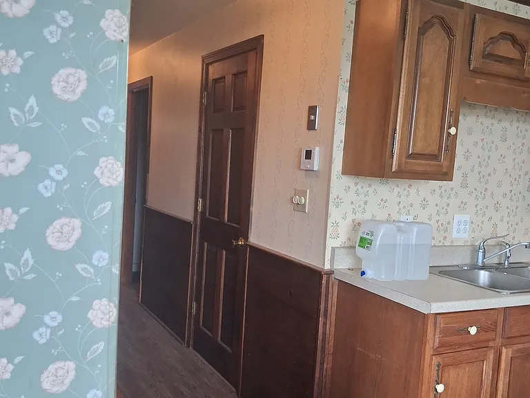 30 Dearborn St #C — Photo 3