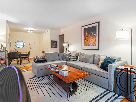 2nd image of 401 E 89th St APT 2F