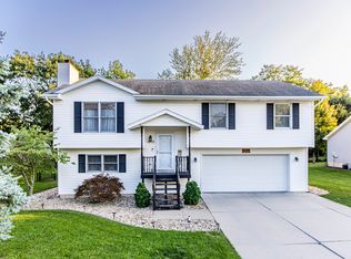 1203 Bryan St, Normal, IL 61761