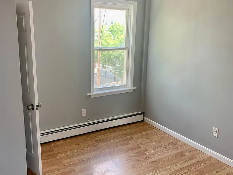 151 Regent Ave #2-3 — Photo 3