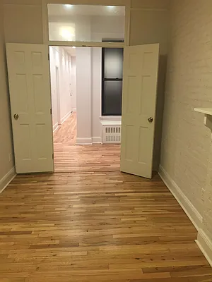 Rented by Metropolis Real Estate of Manhattan | media 3