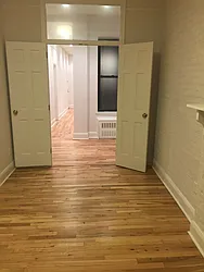 Rented by Metropolis Real Estate of Manhattan