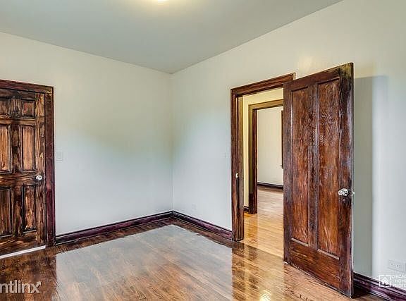 5th image of 6929 S Maplewood Ave #1ST