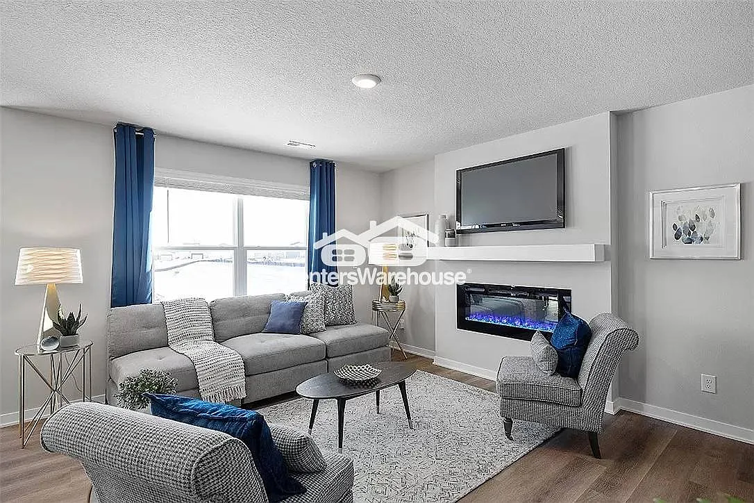 3 Bedroom Townhomes! Adel, Iowa — Photo 3
