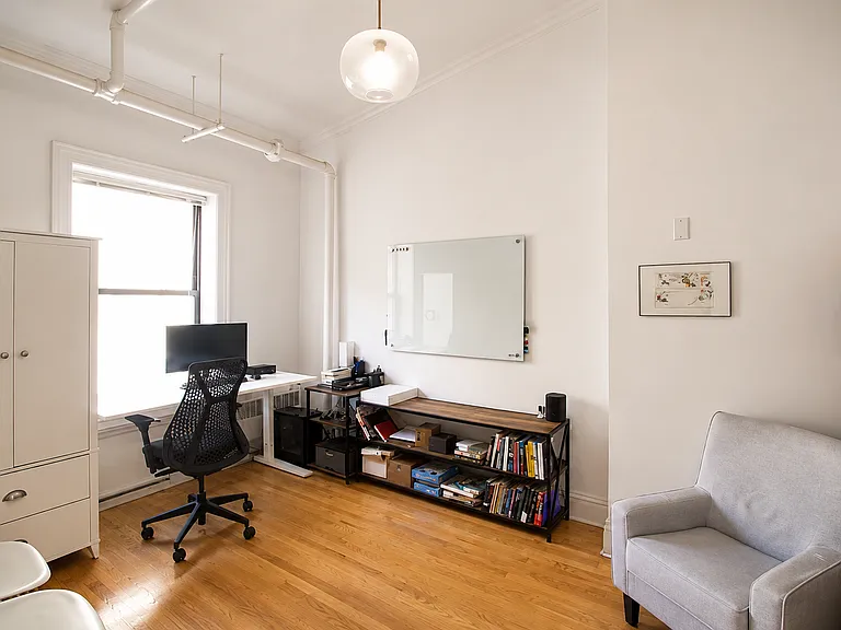 4 Bond St #PENTHOUSE — Photo 10