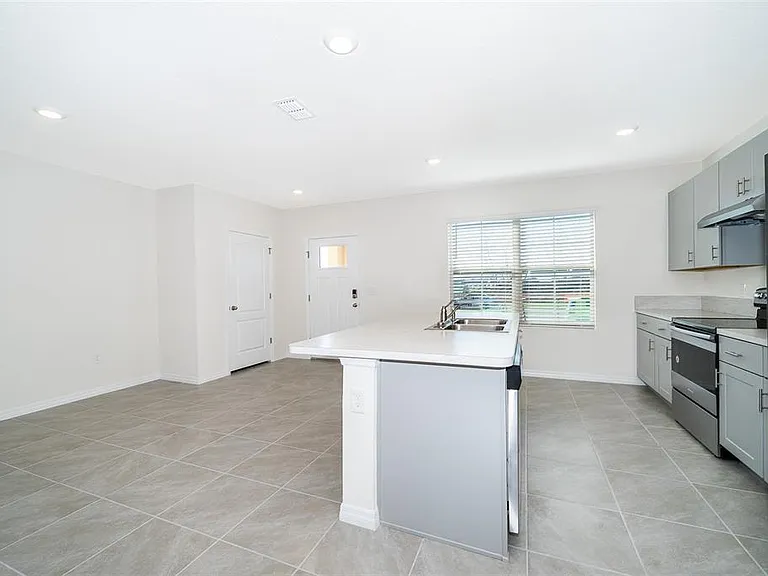 1815 Red Canyon Dr — Photo 9