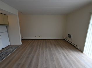 140 County Rd APT 203, Tenafly, NJ 07670