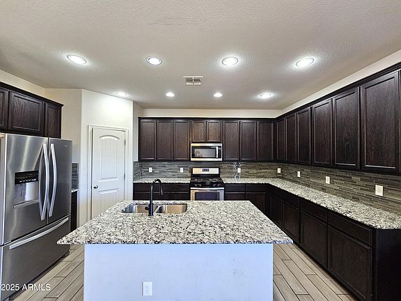 5th image of 3443 RHAPSODY Drive