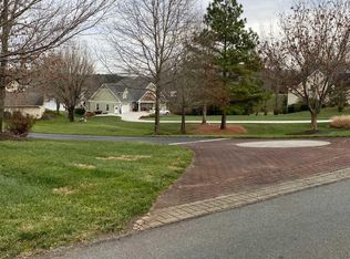 0 Ascend Ln, Huddleston, VA 24104