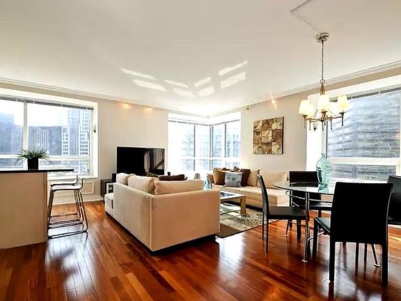 4th image of 512 N McClurg Ct APT 1510