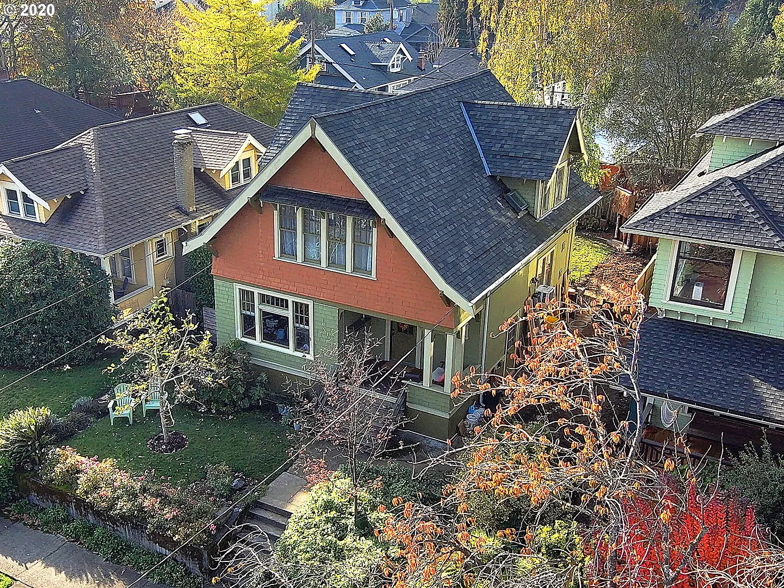 4059 N Haight Ave photo 1