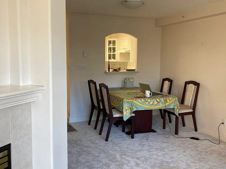 5615 Hampton Pl #402 — Photo 8