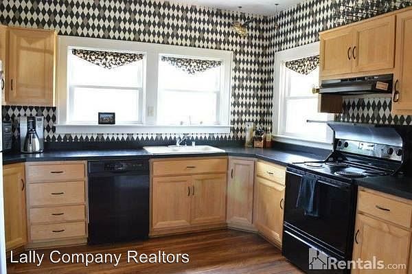 2nd image of 3802 Warner Ave