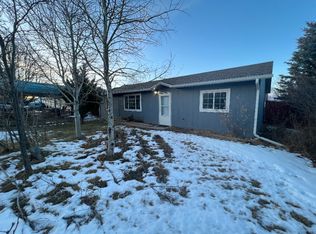 1114 Ashford Dr, Cheyenne, WY 82007