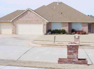 401 Topaz, Mustang, OK 73064
