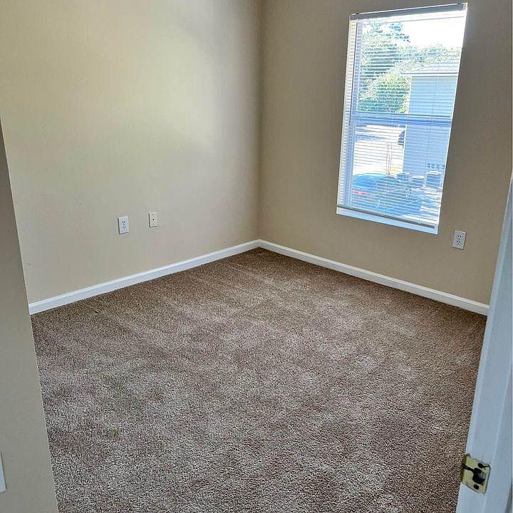 1st image of 5100 Playpen Dr Unit 1