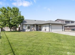 1346 E Greens Loop Rd, Moses Lake, WA 98837