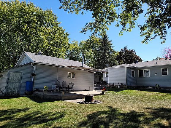 4th image of 1329 Arrowhead Dr