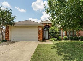 4757 Calder Dr, Grand Prairie, TX 75052