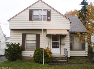 19101 Raymond St, Maple Heights, OH 44137