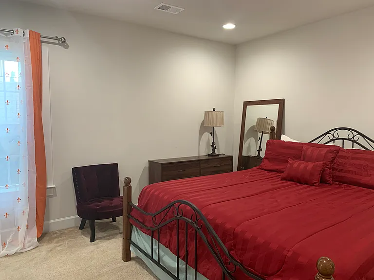 Basement - Guest room