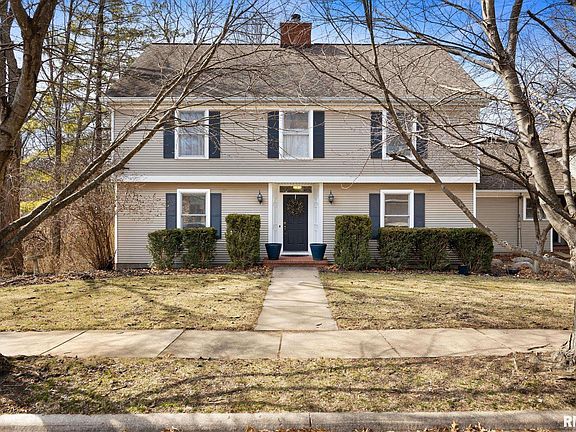 2nd image of 6219 N Suffolk Dr