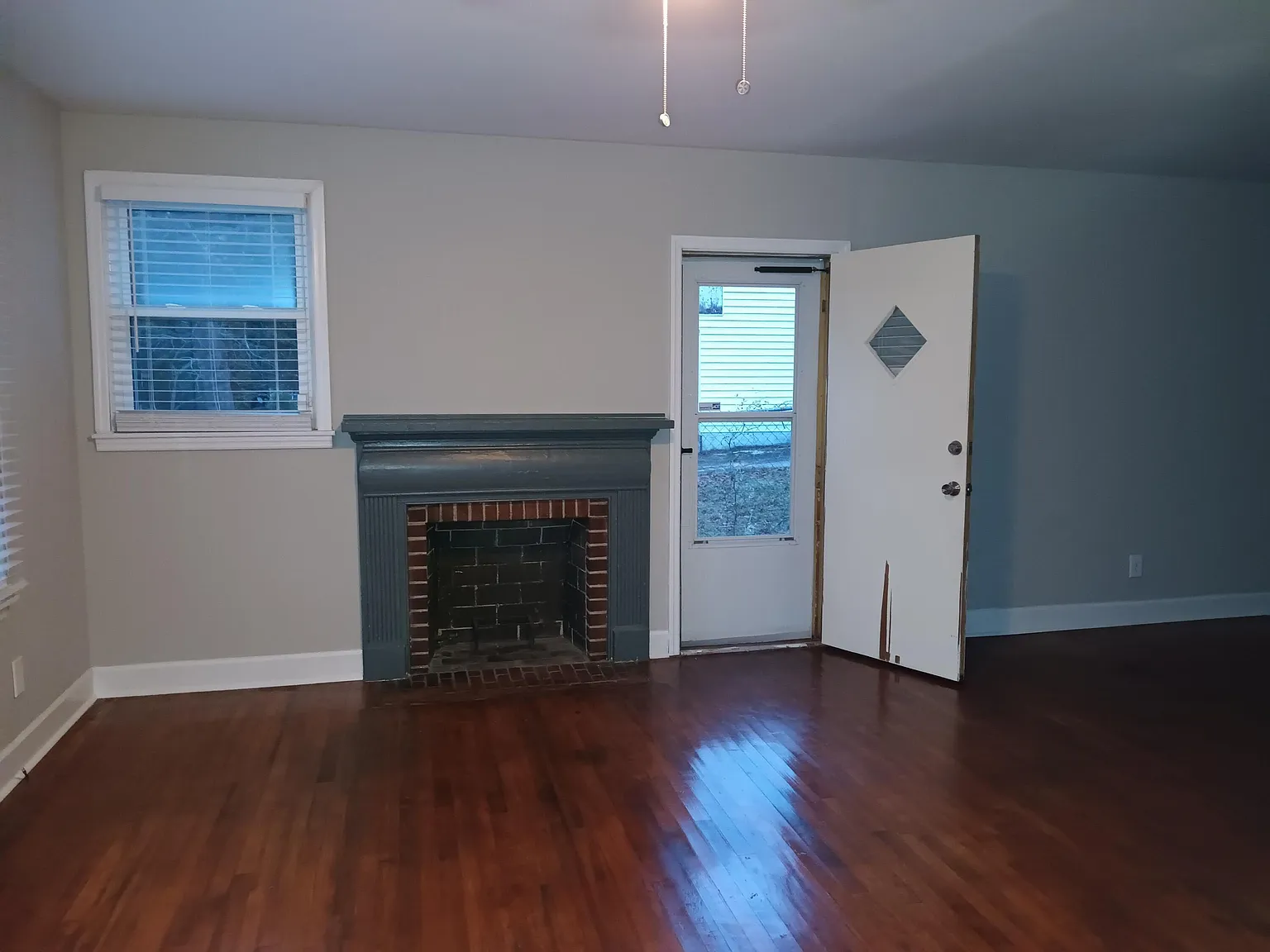 2 bed, 1.0 bath, 984 sqft, $975 — Photo 3